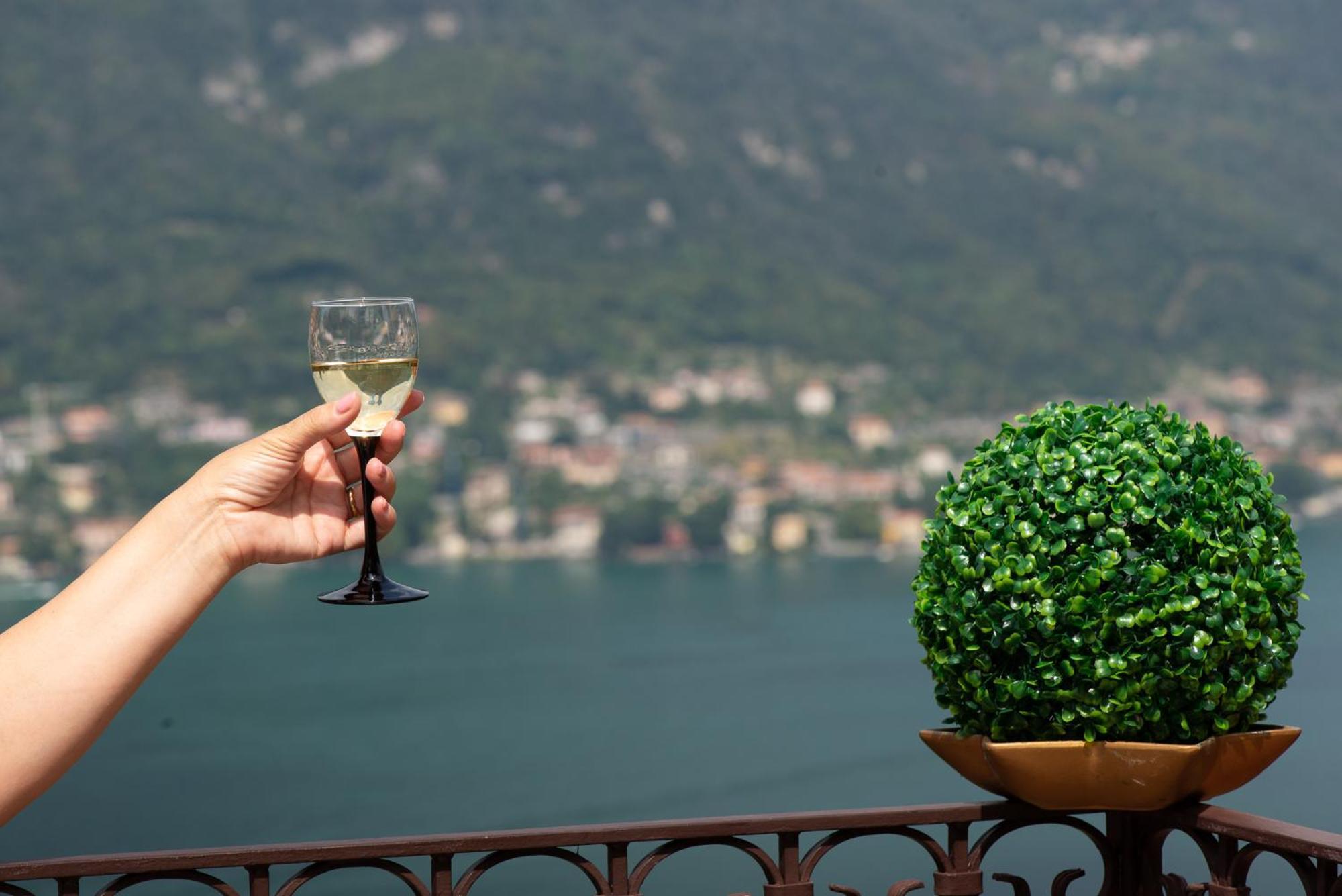 Appartamento "Bella Vista" Sul Lago Di Como Фаджето-Ларио Экстерьер фото
